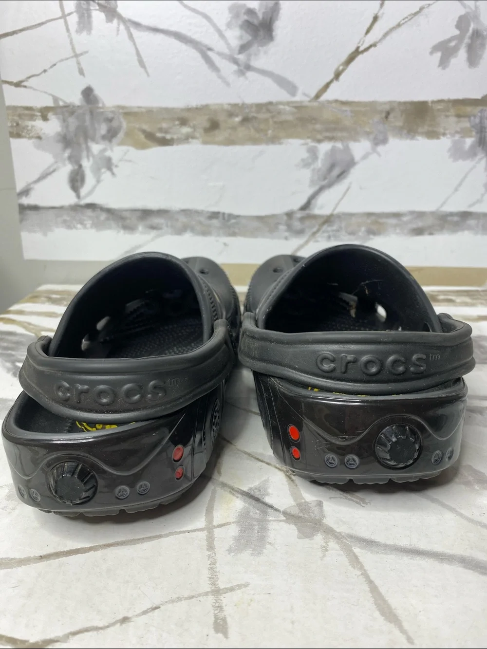 CROCS x Batman Clogs